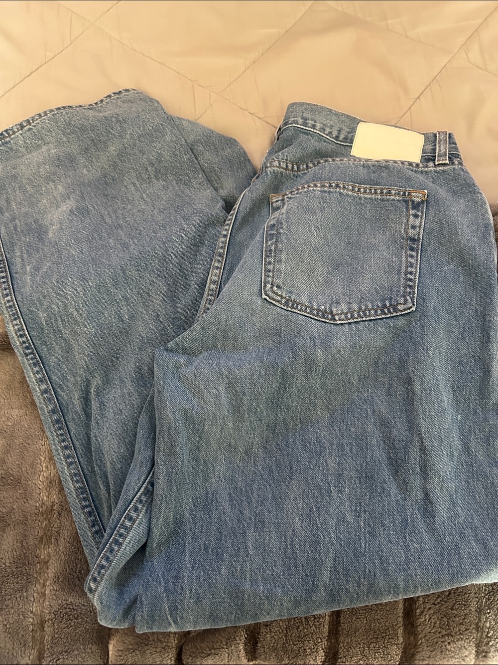 GRLFRND Classic Boyfriend Jeans in Light Blue Wash